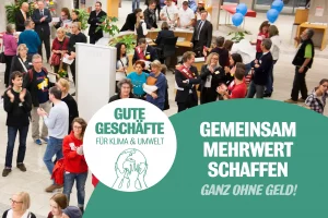 Menschen auf der Unternehmensmesse gute Geschaefte fuer Klima und Umwelt